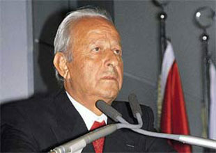 Saffet Ulusoy'u yanındakiler terk etti