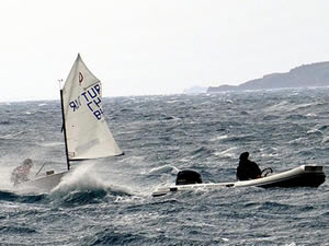 Bodrum'da fırtınaya karşı zorlu mücadele