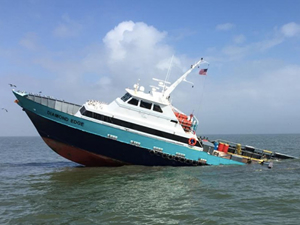 Offshore teknesi Diamond Edge, sondaj gemisi ile çatışarak battı