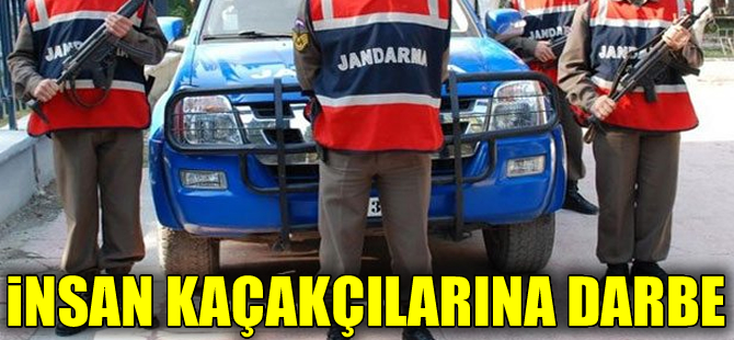 Jandarma insan kaçakçılığı çetesini çökertti