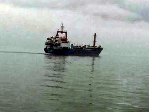 Şile'de kuruyük gemisi balıkçı teknesine çarptı, tekne alabora oldu