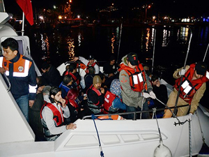 Bodrum'da 33 kaçak boğulmaktan son anda kurtarıldı