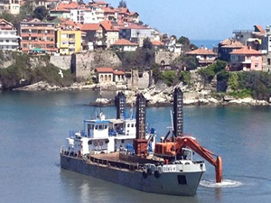 Amasra Antik Liman'da dip taraması yapılıyor