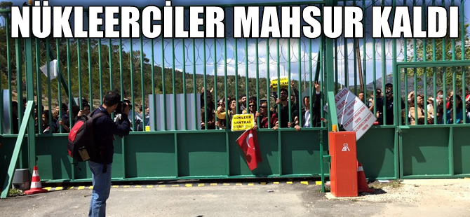 Çevreciler Akkuyu'da temel atan nükleercileri hapsetti