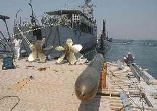 Askeri gemi müzeye büyük rağbet