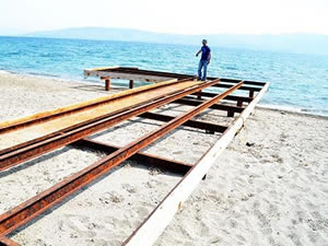 Bodrum’da deniz suyu çekildi, halk panikledi