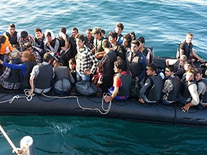 AB, mültecileri insan tacirlerinin elinden kurtarmada kararlı