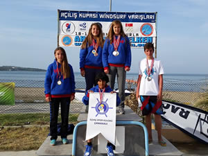 İÇDAŞ sporcuları denizden 9 madalya çıkardı