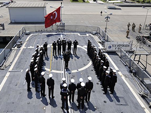 Denizlerin sözleşmeli kahramanları