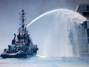 İtalya'da seyir halindeki feribotta yangın çıktı