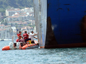 Bombalı saldırıya uğrayan Tuna-1 gemisinde inceleme başladı