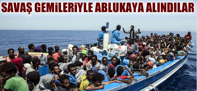 Denizde kaderine terkedilen Rohingya Müslümanları savaş gemileriyle ablukaya alındı