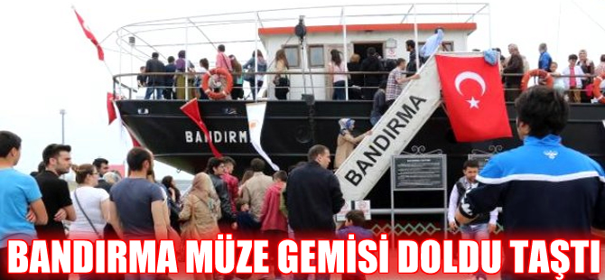 Kurtuluş Savaşı'nın simgesi Bandırma Müze Gemisi ziyaretçi akınına uğradı