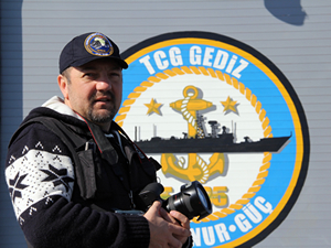 Gökhan Karakaş, Uzakdoğu'da haber peşinde koşuyor