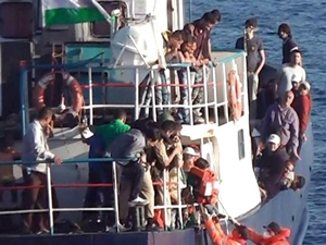 Antalya'da 182 göçmenin yakalandığı geminin mürettebatı savcılığa sevk edildi