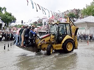 Meteoroloji'den İstanbul için sel, Ege için fırtına uyarısı!