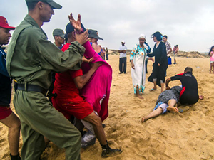 Denize giren 6 sporcu boğularak hayatını kaybetti