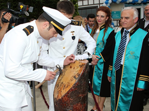 Turgut Kıran Denizcilik Yüksekokulu’nda 2. mezuniyet heyecanı