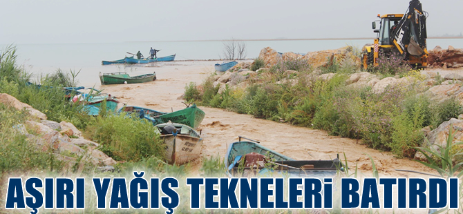 Beyşehir'de aşırı yağış balıkçı teknelerini batırdı