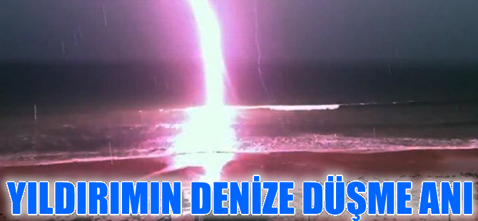 Bodrum'da denize düşen yıldırım, geceyi gündüz etti