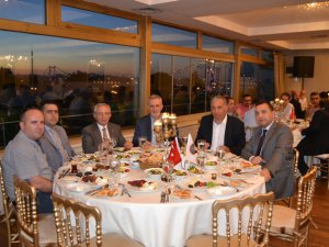 Gemi Brokerları Derneği iftarda bir araya geldi