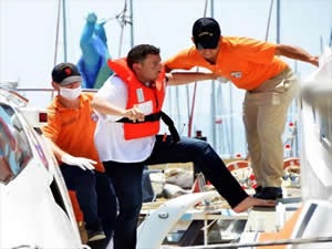 Ege Denizi'nde  4 günde 1876 kaçak yakalandı