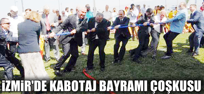 İzmir'de Denizcilik ve Kabotaj Bayramı'na renkli kutlama