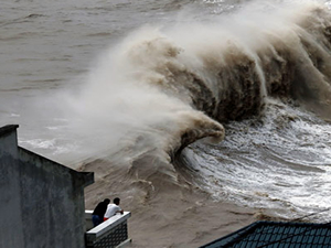 Okyanuslarda her 8-9 saatte bir ‘katil dalga' meydana geliyor