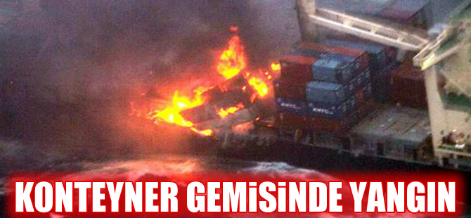 Doğu Çin denizinde gemi yangını