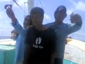 Okyanus ortasında kan donduran infaz