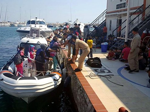 Sahil Güvenlik Çanakkale'de 24 saatte 500 kaçak yakaladı