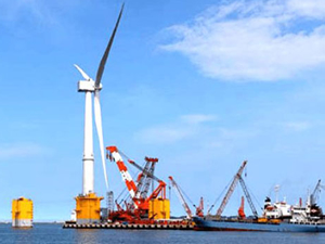 Japonya dünyanın en büyük yüzer rüzgar türbinini kuruyor