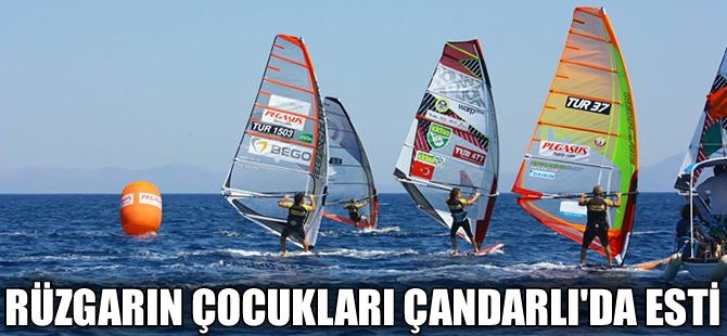 Rüzgarın çocukları Çandarlı'da esti