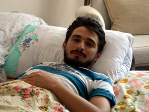 Gemlik'te üzerinden tekne geçen genç yaralandı