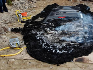 Kaçaklarla kavga eden organizatör botu yaktı