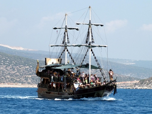 Silifke'deki yat turlarına ilgi yoğun
