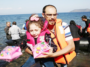 Ege’de kaçakları taşıyan iki bot battı: 4'ü çocuk 5 kayıp