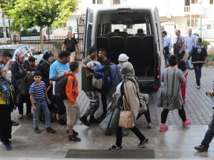 İtalya'ya gitmek için Kızkalesi sahilinde bekleyen 58 Suriyeli mülteci yakalandı