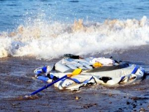Çeşme'de mülteci botu battı: 4 yaşındaki çocuk öldü