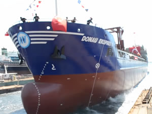 M/V DONAU EKSPRES II isimli Türk bayraklı gemi, Polonya'da alıkondu
