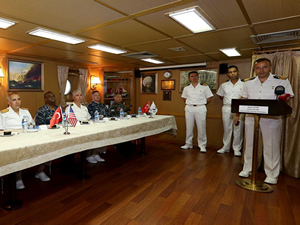 EGEMEN-2015 Fiili Amfibi Tatbikatı Foça'da başladı