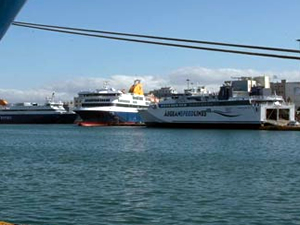 Yunanistan'da denizcilik sektörü grevi 2 gün daha uzattı