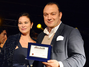 Dündar Keşaplı, İtalya'nın en başarılı yabancı gazeteci ödülüne layık görüldü