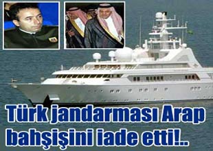 Türk jandarması bahşişi iade etti