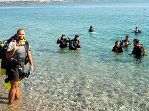 Üniversiteli dalgıçlar Antalya'da sualtı popülasyonunu inceledi