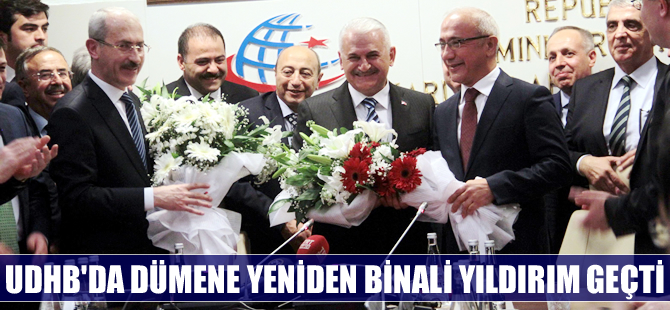 Binali Yıldırım Ulaştırma Denizcilik ve Haberleşme Bakanlığı'nda bayrağı yeniden devraldı