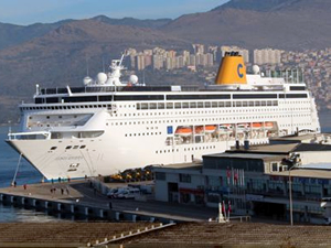 İzmir kruvaziyer turizmi sezonunu yüzde 30 düşüşle kapattı