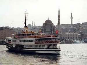Marmara Denizi'nde ulaşıma hava muhalefeti, İDO ve BUDO'dan sefer iptalleri