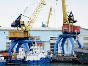 Bakü Tersanesi'nde Nisan'a kadar 3 gemi denize indirilecek