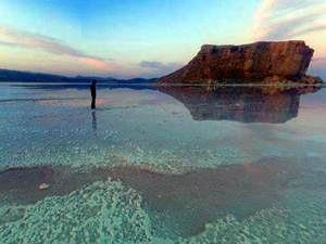 Prof. Dr. Doğu: Van'dan İran'daki göle su verilmesi risk